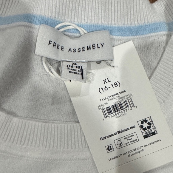 White Crew Neck Lightweight Sweater 3/4 sleeve NWT - Picture 2 of 5